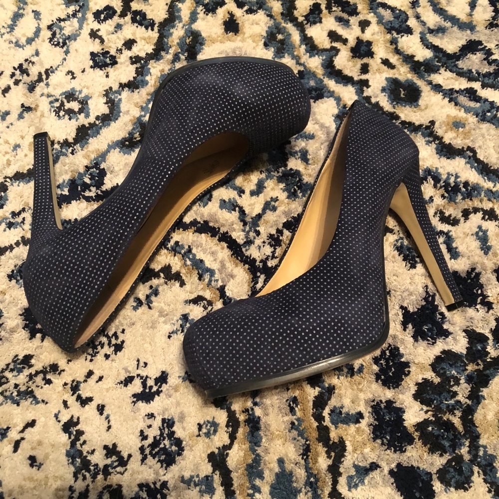 Navy Suede Pin Dot pumps